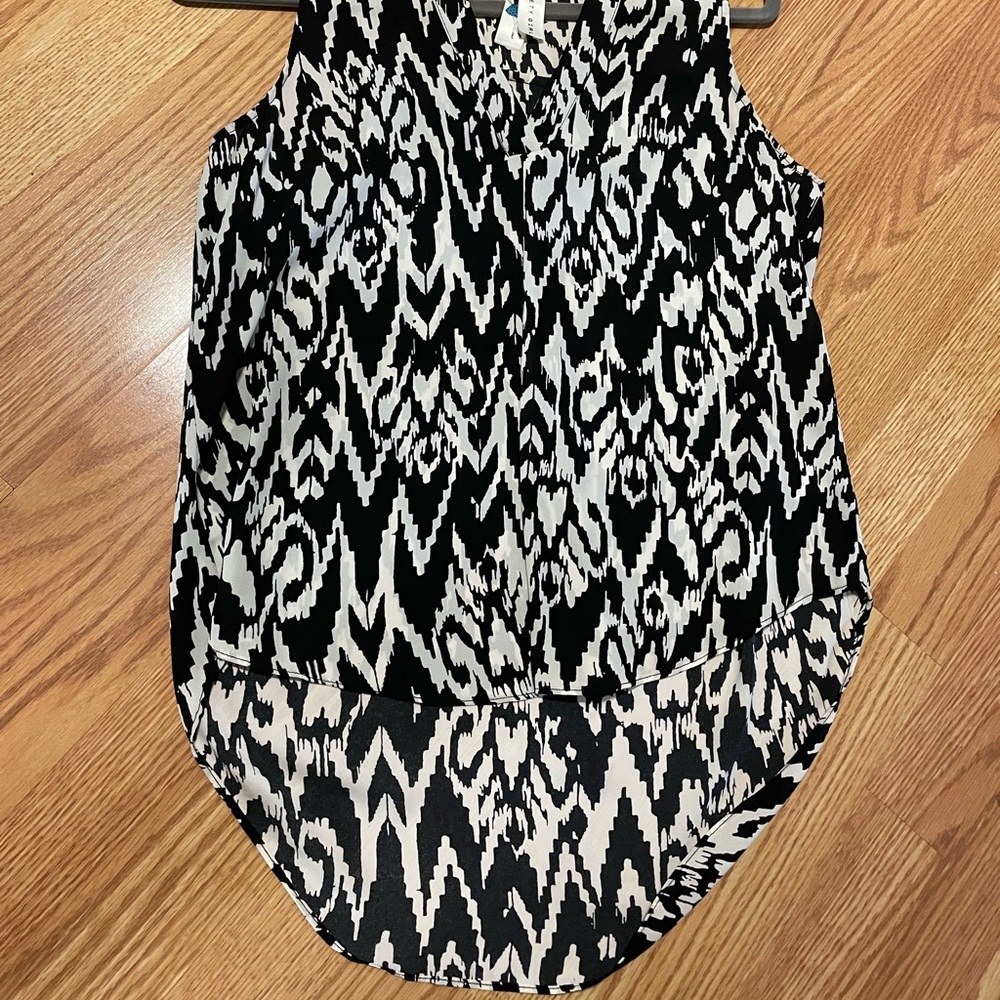 Flowy print high low tank - Picture 4 of 6
